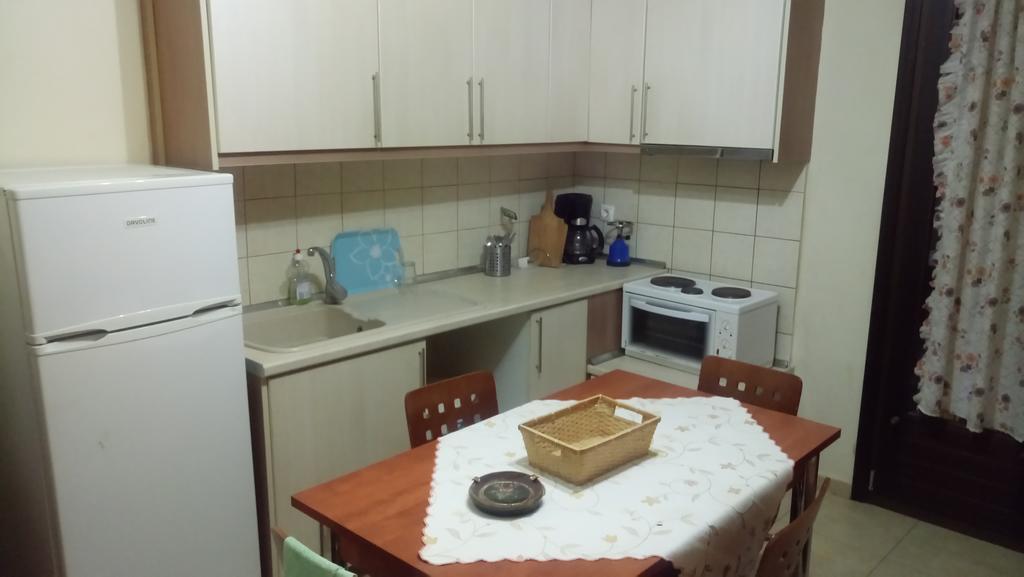 לריסוס Villa Maria מראה חיצוני תמונה