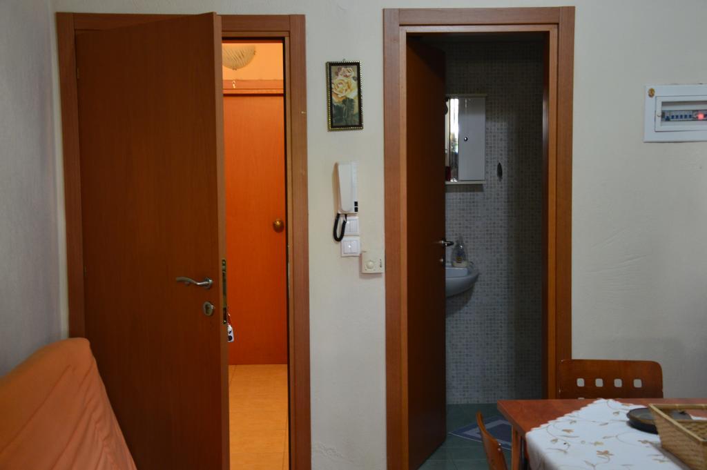 לריסוס Villa Maria מראה חיצוני תמונה