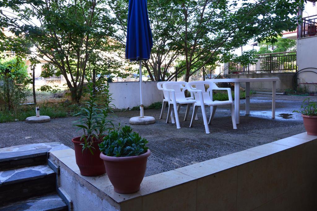 לריסוס Villa Maria מראה חיצוני תמונה